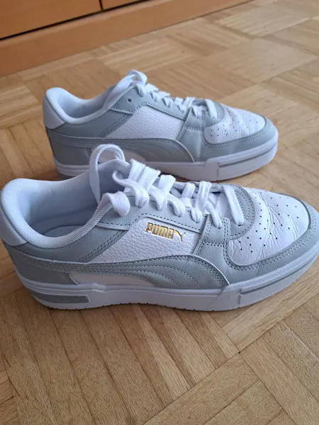 Schuhe außen