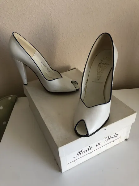 Hochwertige Bata Brautschuhe Gr. 38