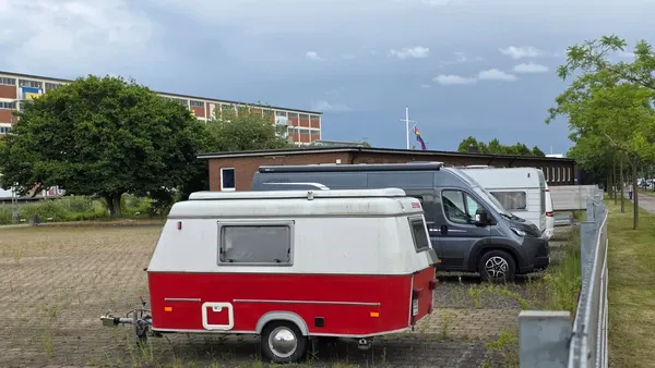 Stellplatz für Wohnwagen und Wohnmobile in der Bremer Überseestadt