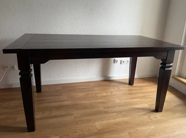 Tisch 1