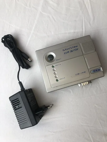   Aten CS-142 MiniView KVM-Switch / PC-Umschalter 