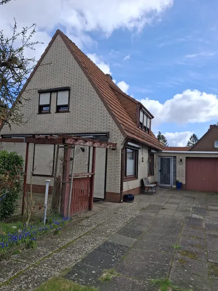 Hausansicht 1