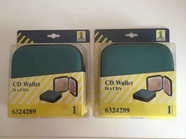 Hochwertige CD/DVD Taschen -NEU- 