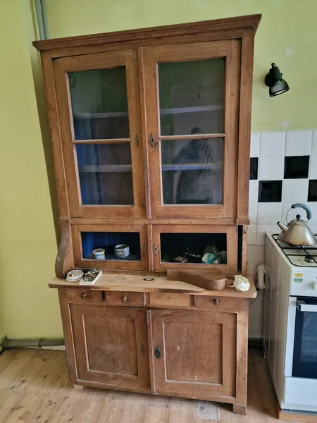 Küchenschrank