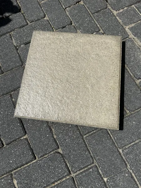 Terrassenplatten grau weiß 40x40