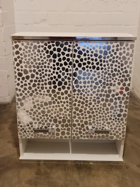 60×42cm. Tiefe 20cm