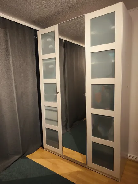 Schrank
